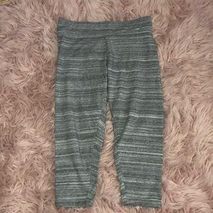 gray capri leggings